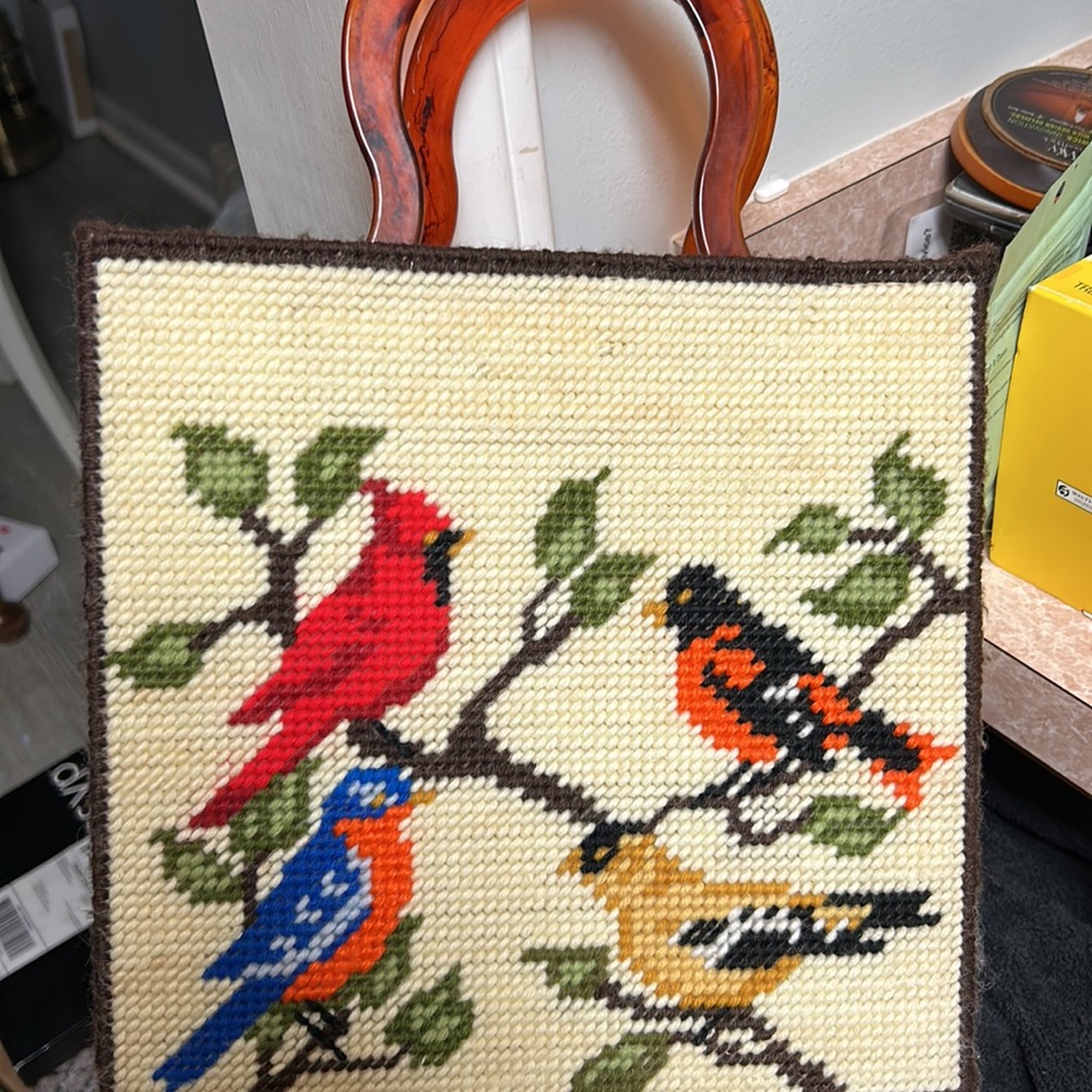 Tooooo CUTE!! Spring bag! Embroidered - Picture 3 of 9